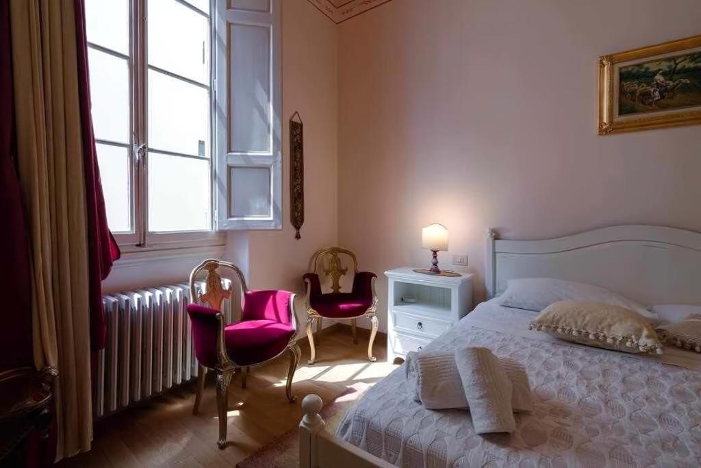 Ghibellina Elegant With 4 Bedrooms Apartment Florence