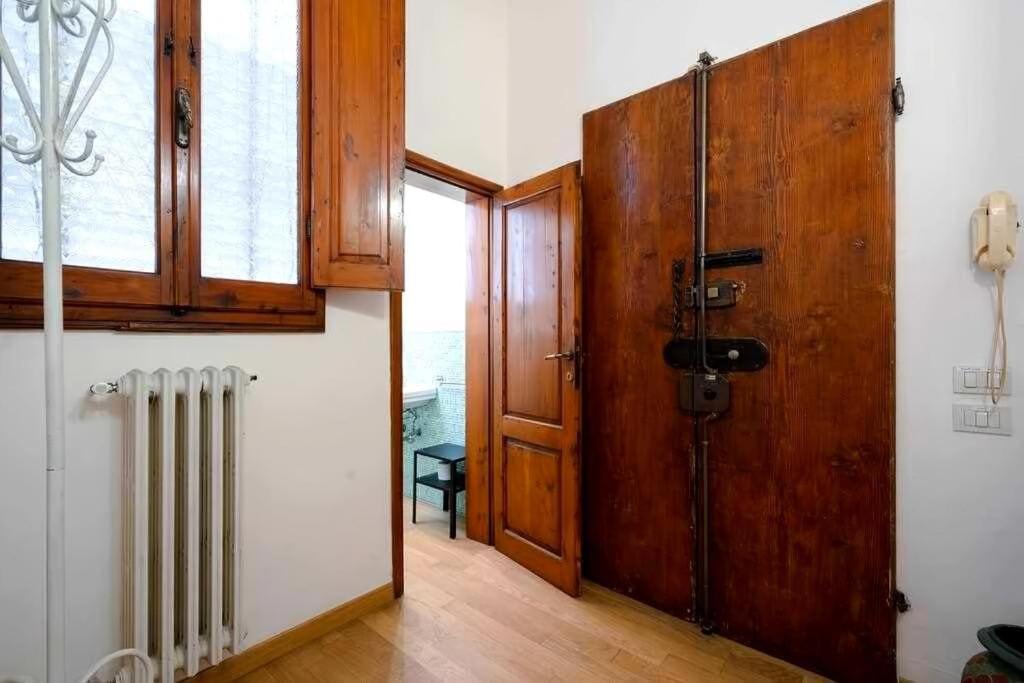 Appartamento Ghibellina Elegant With 4 Bedrooms *