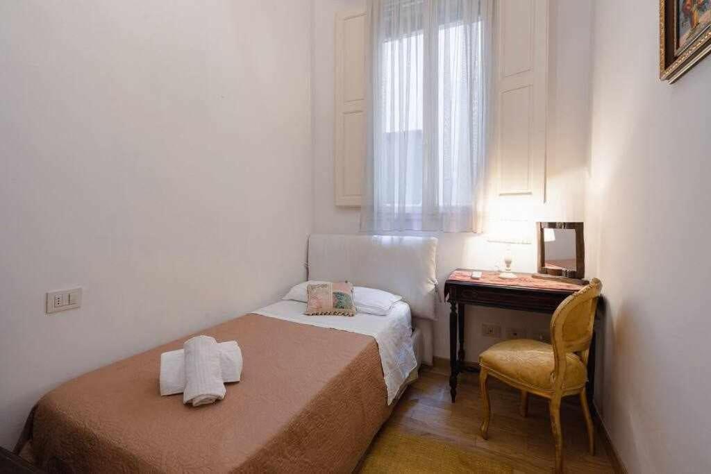 Appartamento Ghibellina Elegant With 4 Bedrooms *